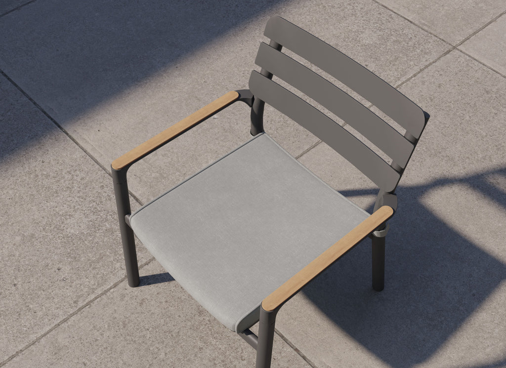 Table de salle à manger extensible d'extérieur en teck et aluminium + 8 fauteuils 595