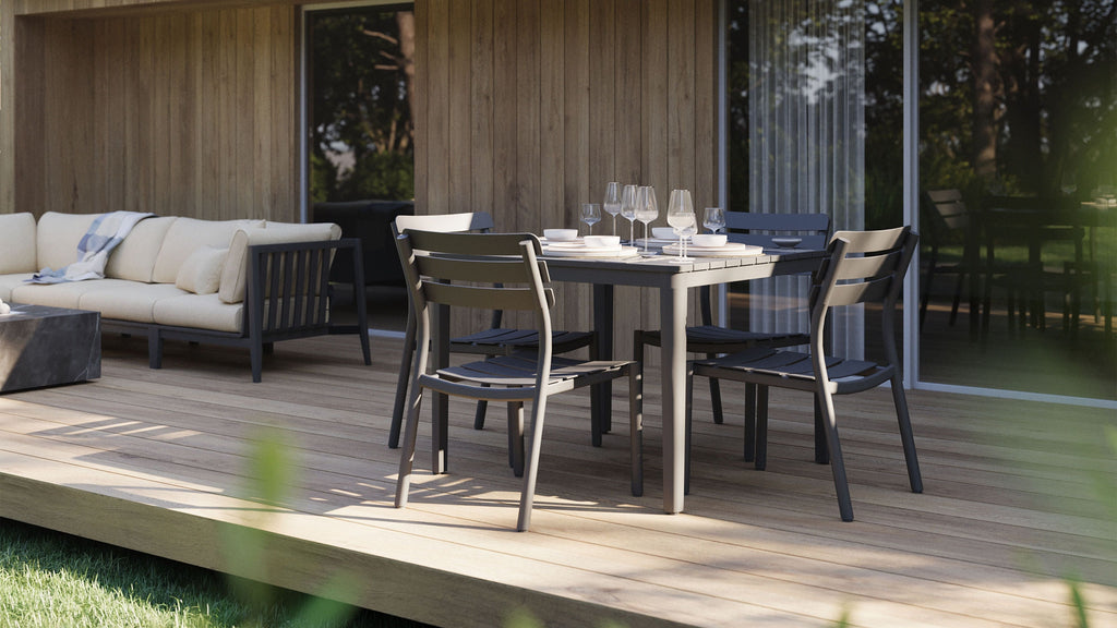 Table de salle à manger carrée d'extérieur en aluminium + 4 fauteuils 595