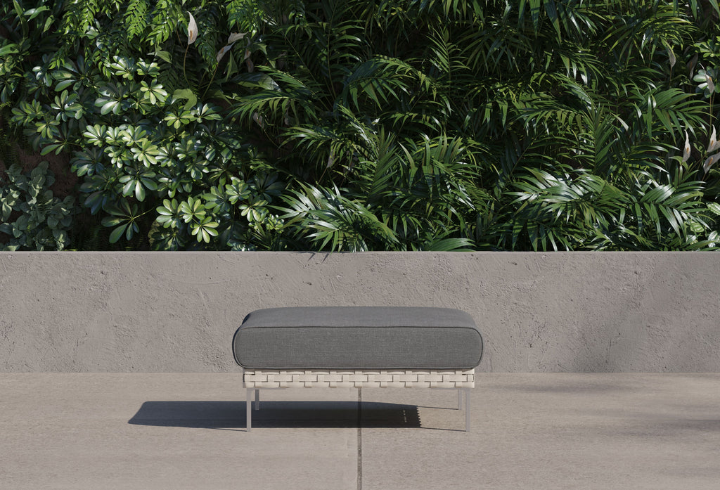 Pouf d'extérieur multifonctionnel en osier tressé ajouré